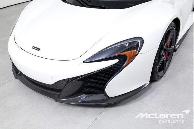 Photo of 2016 Pearl White McLaren 650S