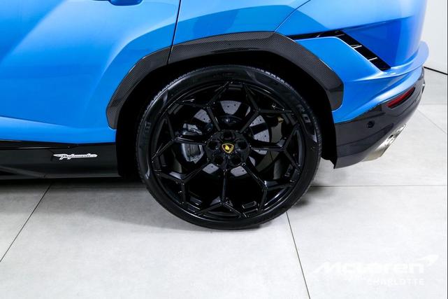 Photo of 2023 Blu Uranus Lamborghini Urus