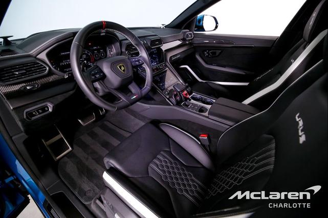 Photo of 2023 Blu Uranus Lamborghini Urus