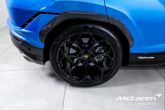 Photo of 2023 Blu Uranus Lamborghini Urus