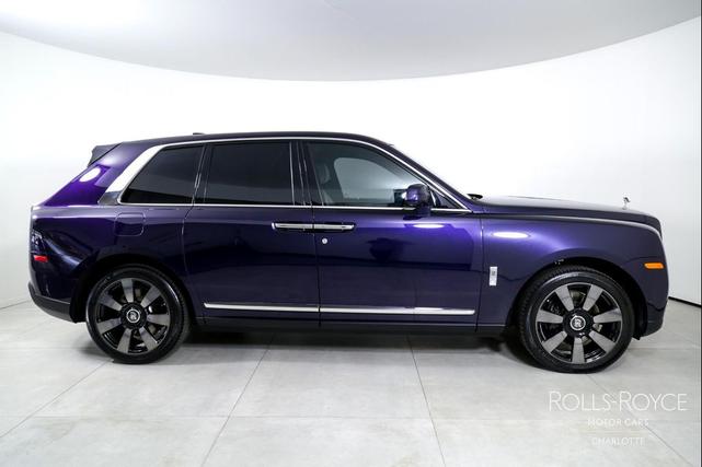 Photo of 2023 Commissioned Collection Dark Indigo Rolls-Royce Cullinan