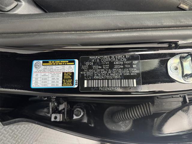 Photo of 2025 Aurora Black Pearl Kia K5