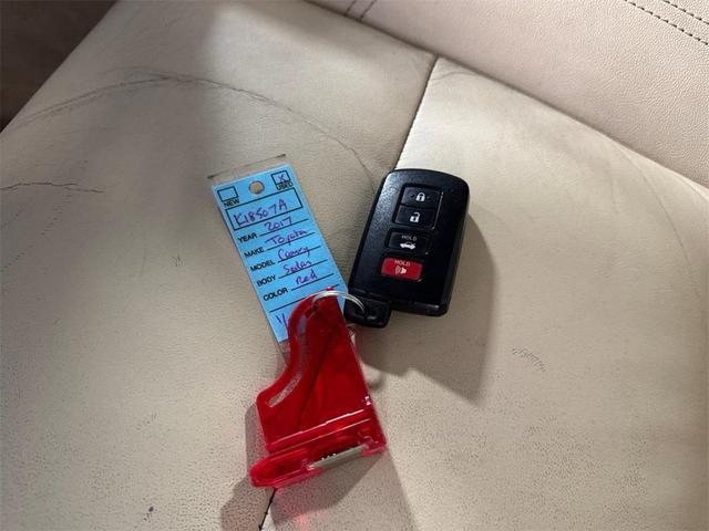 Photo of 2017 Ruby Flare Pearl Toyota Camry