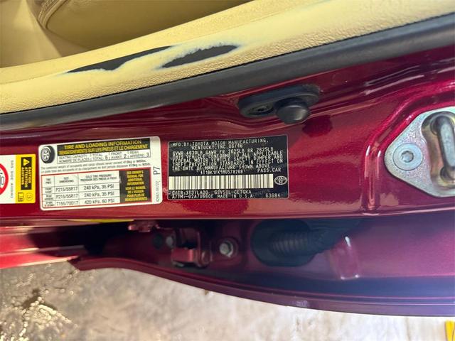 Photo of 2017 Ruby Flare Pearl Toyota Camry
