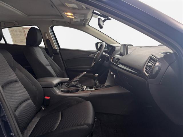 Photo of 2016 Deep Crystal Blue Mica Mazda Mazda3