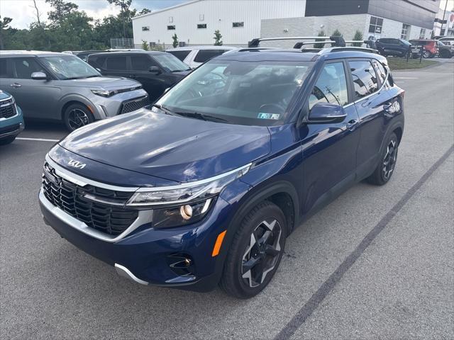 Photo of 2024 Dark Ocean Blue Kia Seltos