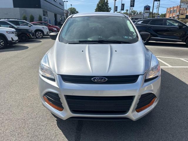 Photo of 2014 Ingot Silver Ford Escape