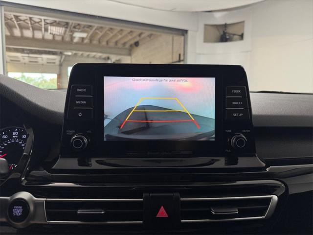 Photo of 2021 Cherry Black Kia Seltos