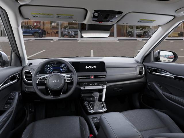 Photo of 2025 Snow White Kia Seltos