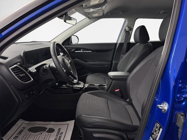 Photo of 2025 Neptune Blue Kia Seltos