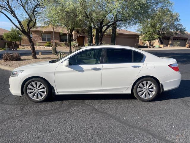 Photo of 2014 White Honda Accord