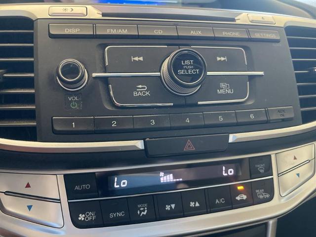 Photo of 2014 White Honda Accord