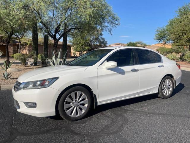 Photo of 2014 White Honda Accord