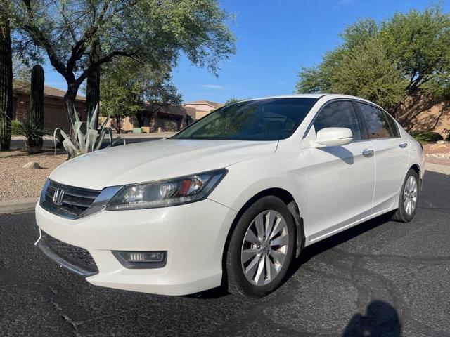 Photo of 2014 White Honda Accord