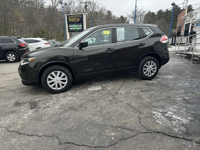 Photo of 2016 Midnight Jade Nissan Rogue