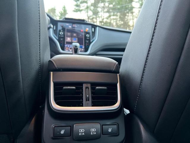 Photo of 2021 Crystal White Pearl Subaru Legacy