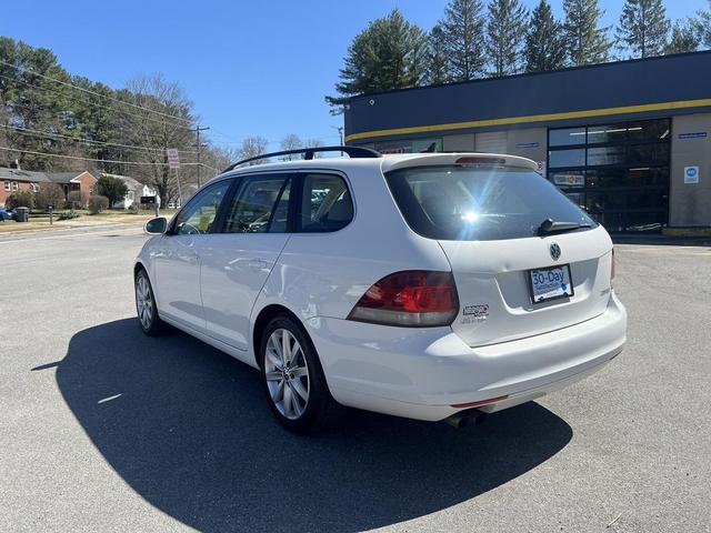 Photo of 2012 Candy White Volkswagen Jetta SportWagen