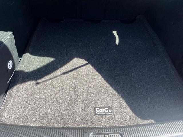 Photo of 2012 Candy White Volkswagen Jetta SportWagen