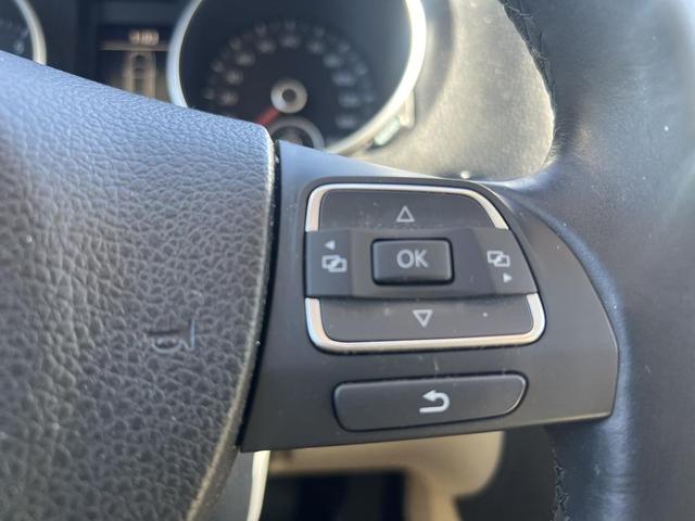 Photo of 2012 Candy White Volkswagen Jetta SportWagen