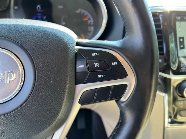 Photo of 2019 Granite Crystal Metallic Clearcoat Jeep Grand Cherokee