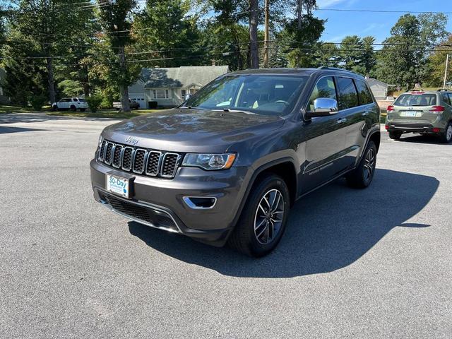 Photo of 2019 Granite Crystal Metallic Clearcoat Jeep Grand Cherokee