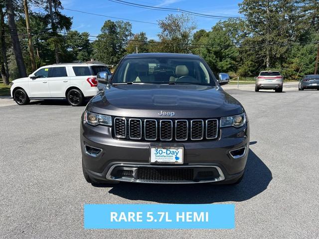 Photo of 2019 Granite Crystal Metallic Clearcoat Jeep Grand Cherokee