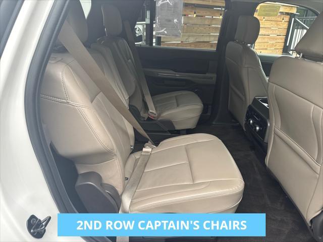 Photo of 2020 Star White Metallic Tri-Coat Ford Expedition
