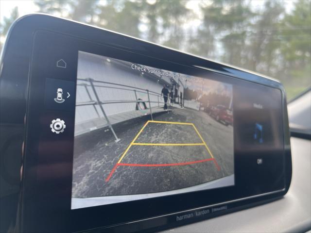Photo of 2022 Quartz White Hyundai SANTA FE