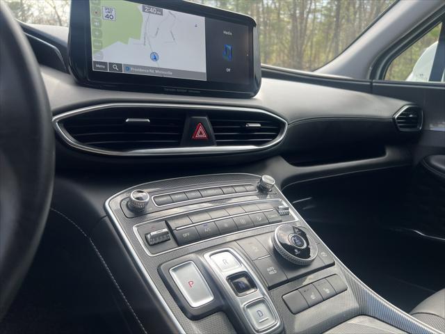 Photo of 2022 Quartz White Hyundai SANTA FE