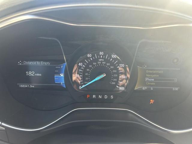 Photo of 2016 White Platinum Metallic Tri-Coat Ford Fusion