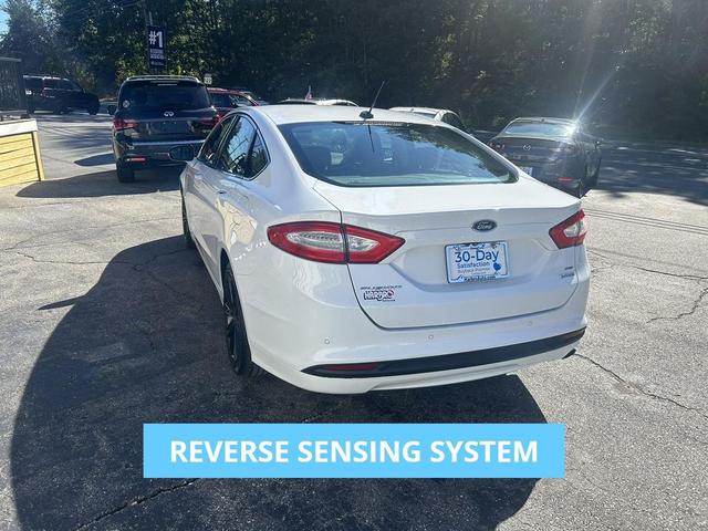 Photo of 2016 White Platinum Metallic Tri-Coat Ford Fusion