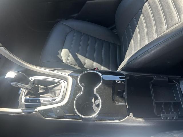 Photo of 2016 White Platinum Metallic Tri-Coat Ford Fusion