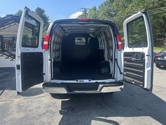 Photo of 2023 Summit White GMC Savana 2500