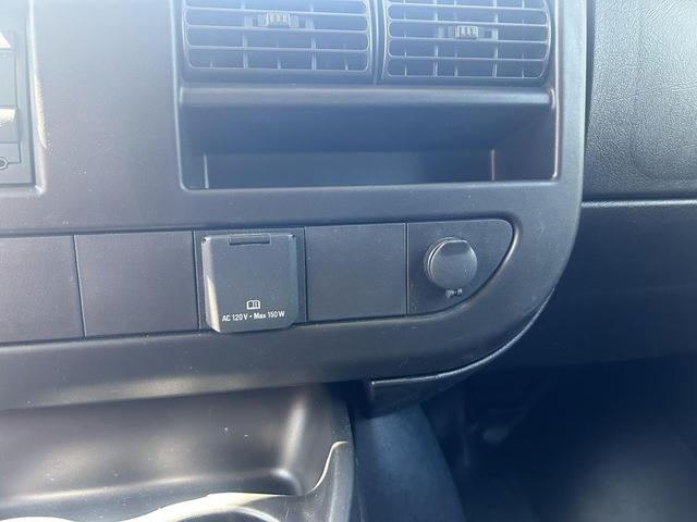 Photo of 2023 Summit White GMC Savana 2500