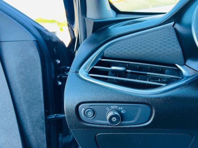 Photo of 2018 Mosaic Black Metallic Chevrolet Malibu