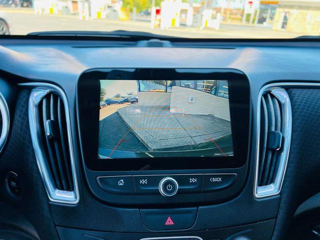 Photo of 2018 Mosaic Black Metallic Chevrolet Malibu