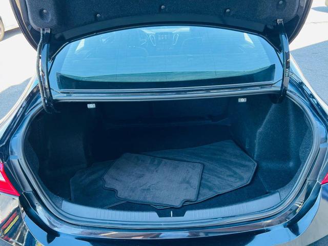 Photo of 2018 Mosaic Black Metallic Chevrolet Malibu