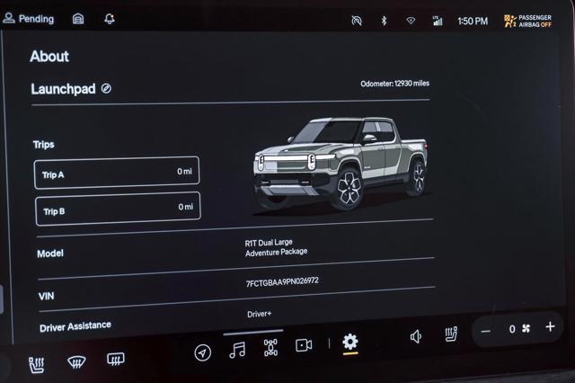 Photo of 2023 Forest Green Rivian R1T