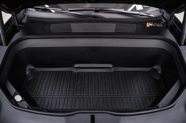 Photo of 2023 Forest Green Rivian R1T