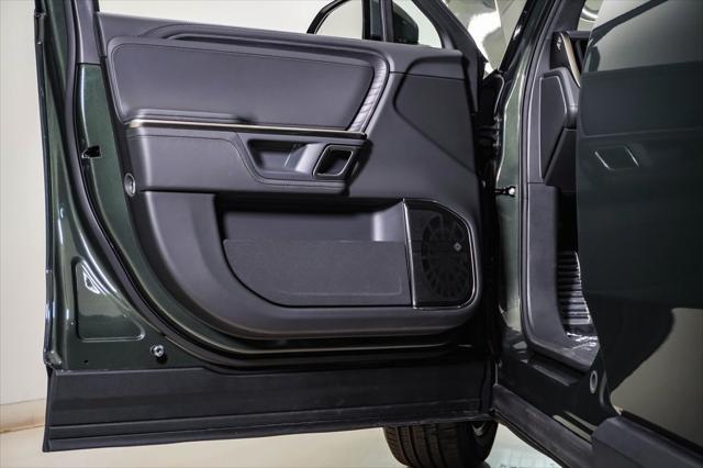 Photo of 2023 Forest Green Rivian R1T