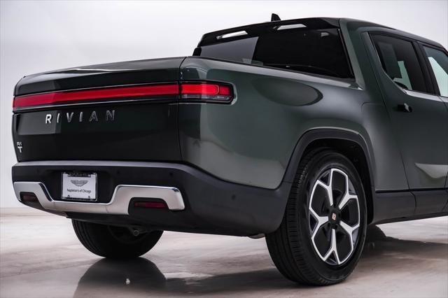 Photo of 2023 Forest Green Rivian R1T