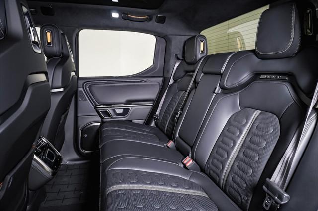 Photo of 2023 Forest Green Rivian R1T