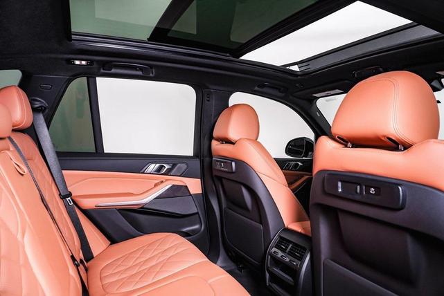 Photo of 2023 Blue Metallic BMW X5