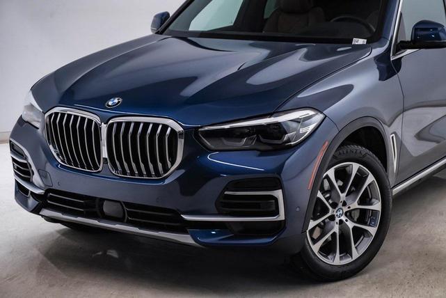 Photo of 2023 Blue Metallic BMW X5