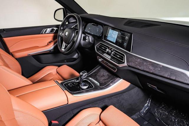 Photo of 2023 Blue Metallic BMW X5