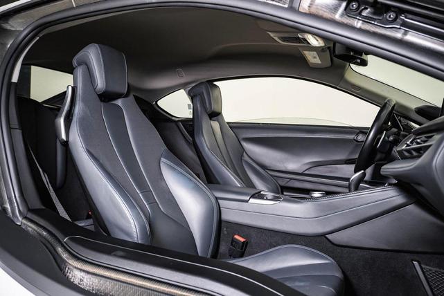 Photo of 2020 Crystal White Pearl Metallic w/BMW i Frozen Blue BMW i8
