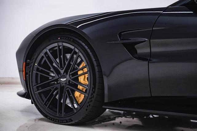 Photo of 2025 Onyx Black Aston Martin Vantage