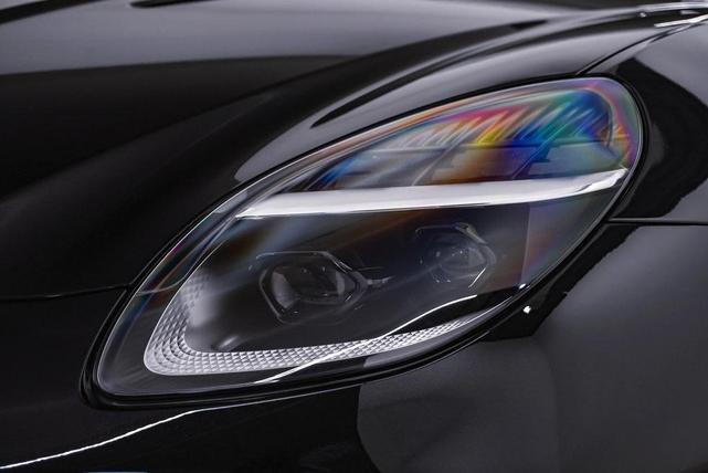 Photo of 2025 Onyx Black Aston Martin Vantage