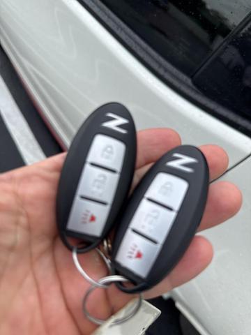 Photo of 2019 Pearl White Nissan 370Z