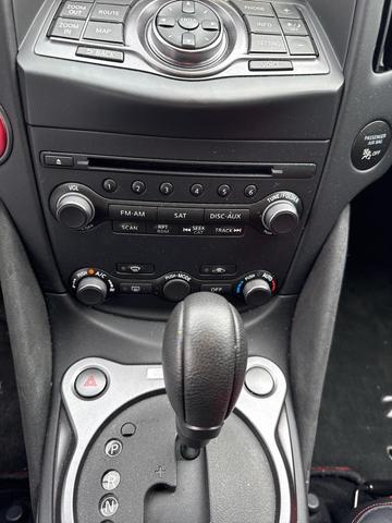 Photo of 2019 Pearl White Nissan 370Z